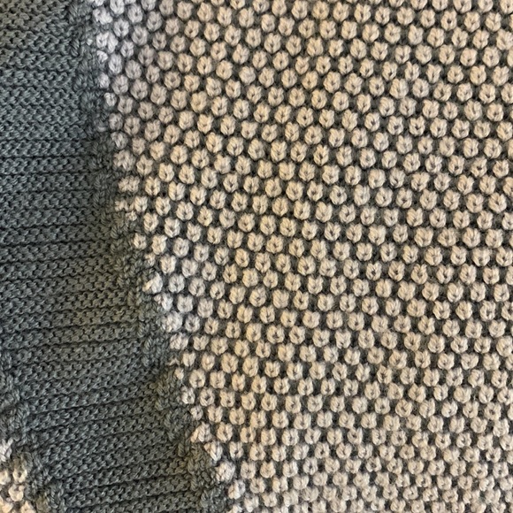 Lululemon sweater - Picture 6 of 16